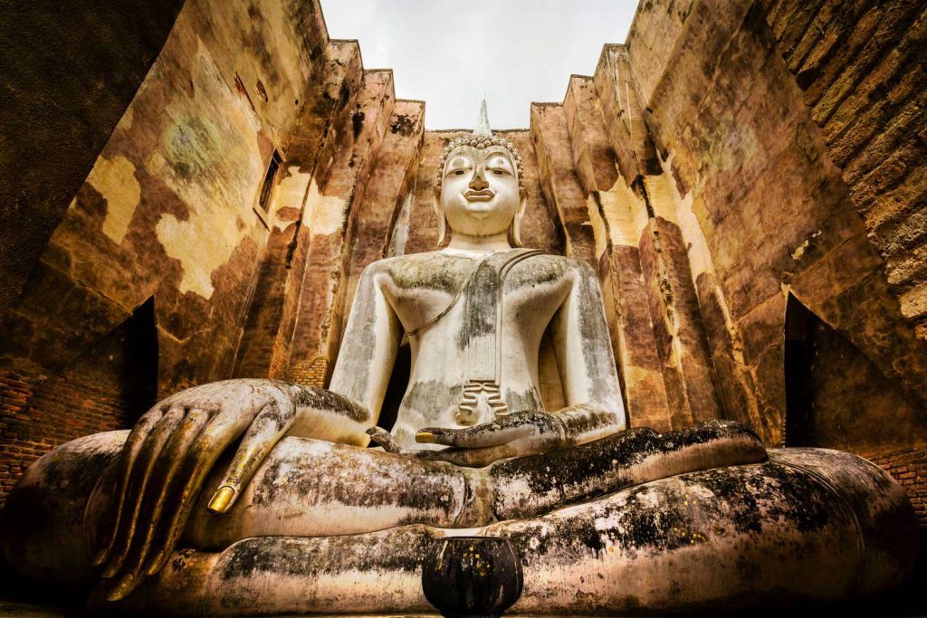 Beyond the Bucket List: Phra Achana, Wat Si Chum, Sukhothai Province